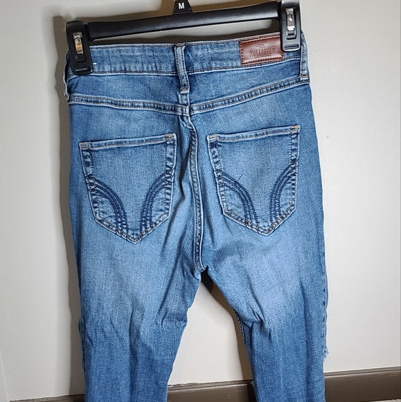 Hollister Skinny Jeans Distressed - Picture 5 of 5